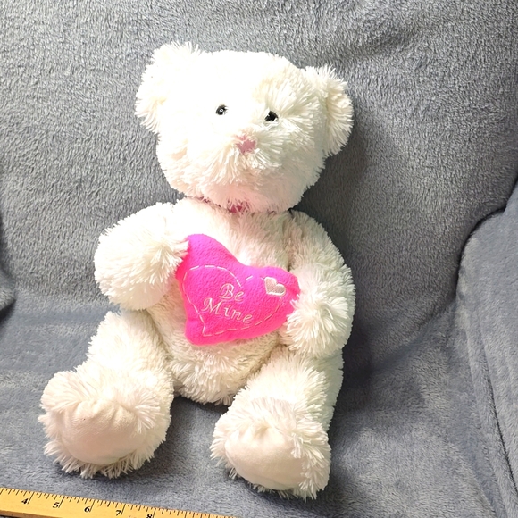 18" Valentines Day white bear very fluffy and soft - Picture 1 of 7